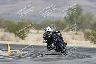 media/Oct-30-2025-Racers Edge (Thu) [[dabbdaf680]]/3-B Group/Session 1 (Turn 5)/